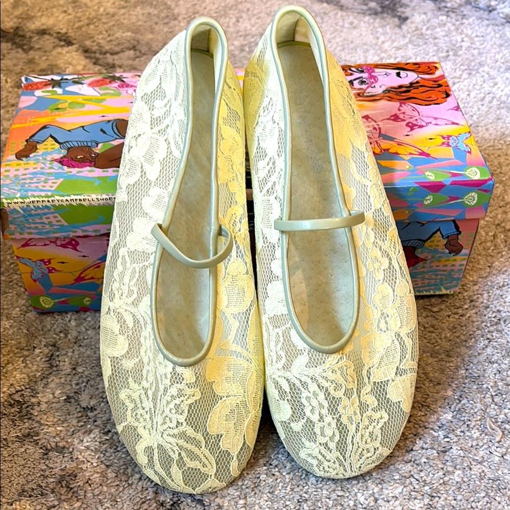 NWT Jeffrey Campbell Swan Lake Mint Shoes